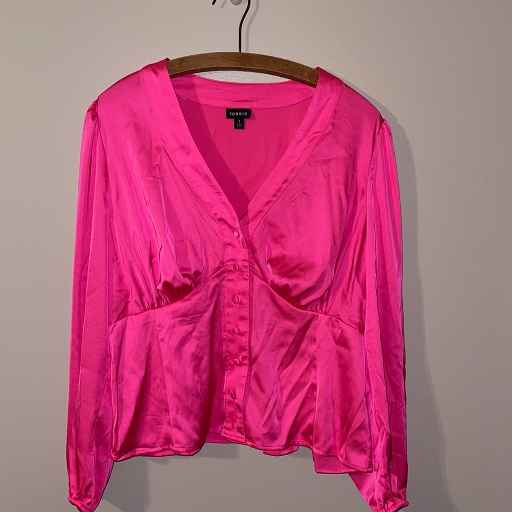 COPY - Torrid Women's Plus Satin Button Front Blouse Pink Glo Size 1